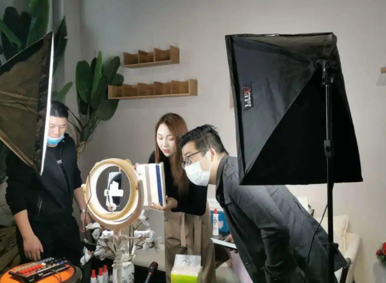 揭秘抖音涨粉秘诀：轻松突破千粉大关！